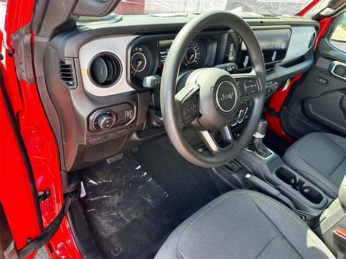 New 2026 Jeep Gladiator Sport image 9