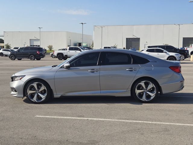 Used 2018 Honda Accord Touring image 4