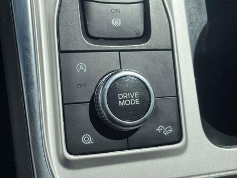 Used 2023 Ford Explorer XLT w/ Equipment Group 202A image 21