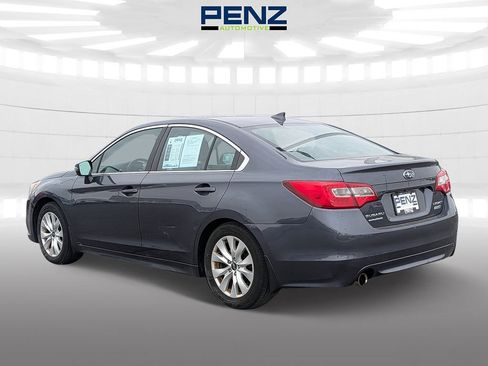 Used 2017 Subaru Legacy 2.5i Premium image 5
