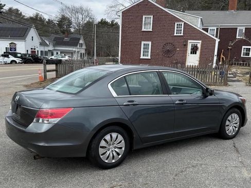 Used 2009 Honda Accord LX image 4