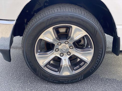 Used 2023 RAM 1500 Laramie image 12