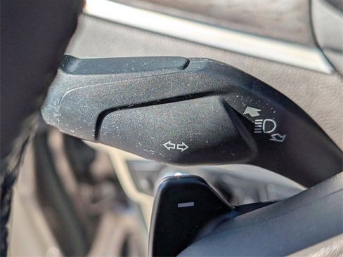 Used 2018 Lincoln MKC Reserve w/ Lincoln MKC Climate Package image 27