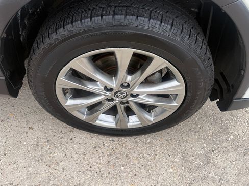 Used 2016 Toyota RAV4 Limited w/ Advanced Technology Package FWD image 12