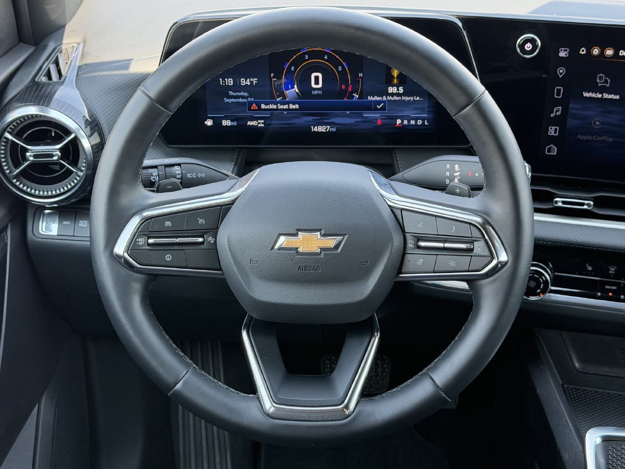 Used 2026 Chevrolet Equinox LT AWD/4WD image 12