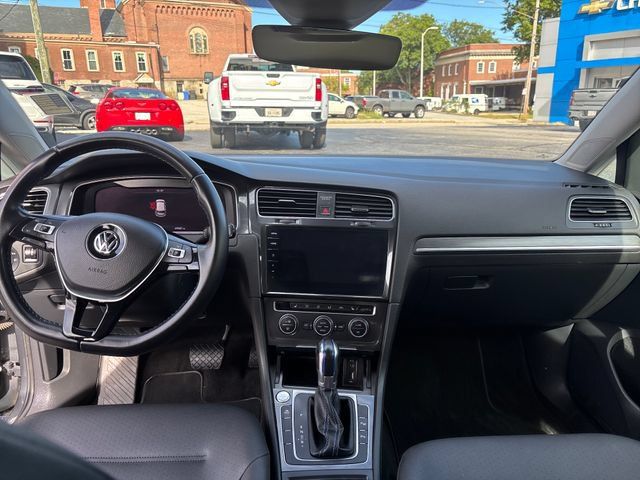 Used 2018 Volkswagen e-Golf SEL Premium w/ Driver Assistance Package FWD image 12