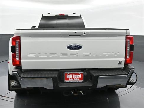 Used 2023 Ford F350 Lariat w/ Lariat Ultimate Package AWD/4WD image 29