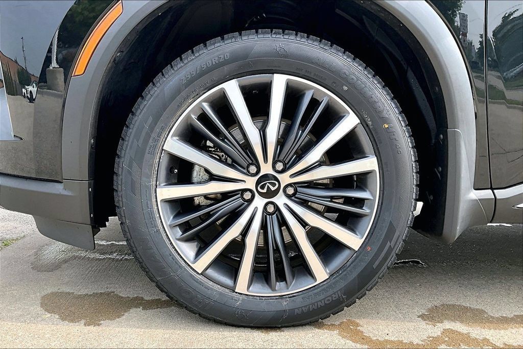 Certified 2024 INFINITI QX60 Sensory AWD/4WD image 10