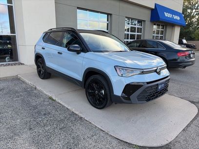 Certified 2025 Volkswagen Taos SE