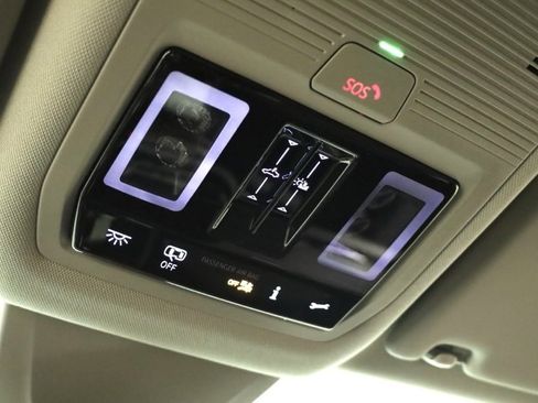 New 2026 Volkswagen Atlas Peak Edition image 29