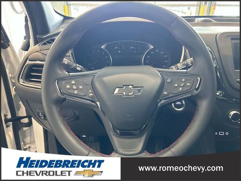 Certified 2024 Chevrolet Equinox RS w/ LPO, Floor Liner Package image 18