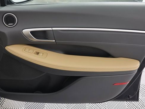 Certified 2025 Hyundai Sonata Limited image 29