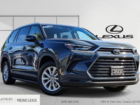 Used 2025 Toyota Grand Highlander AWD image 1