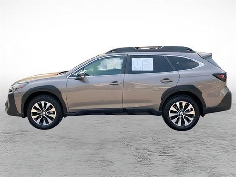 Used 2023 Subaru Outback Limited AWD/4WD image 6