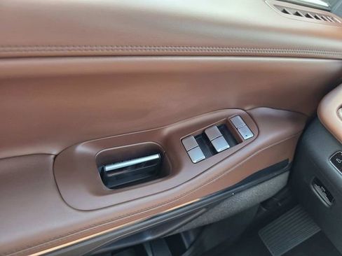 New 2026 Lincoln Navigator Reserve image 13