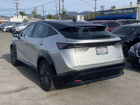 Used 2023 Nissan Ariya FWD image 7