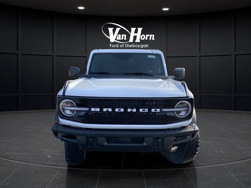 New 2025 Ford Bronco Badlands AWD/4WD image 13