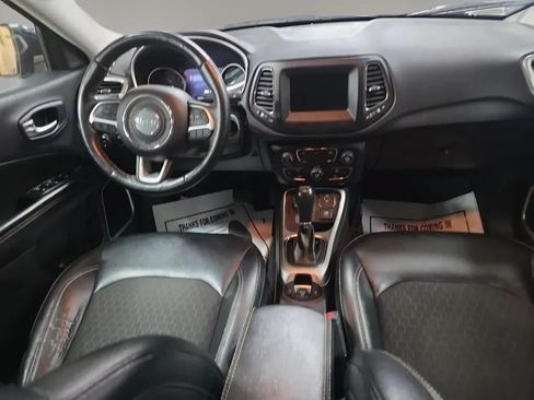 Used 2018 Jeep Compass Latitude w/ Popular Equipment Group AWD/4WD image 14