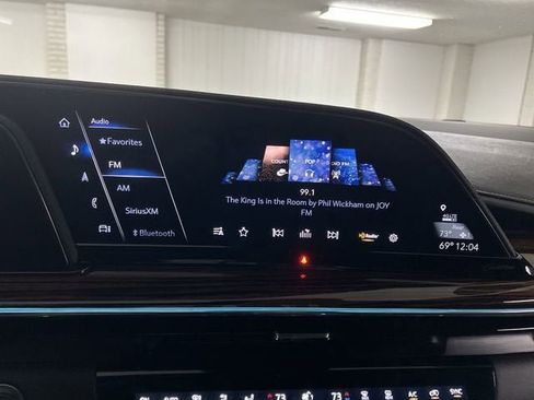 Certified 2022 Cadillac Escalade Premium Luxury w/ Touring Package AWD/4WD image 13