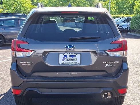 Certified 2023 Subaru Forester Limited AWD/4WD image 5
