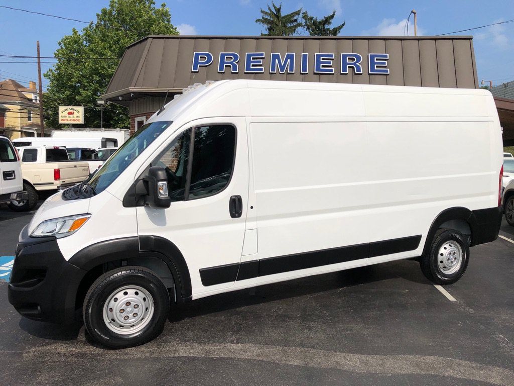 Used 2023 RAM ProMaster 2500 FWD image 2