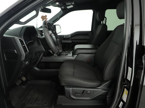 Used 2019 Ford F150 XLT w/ Equipment Group 302A Luxury image 16