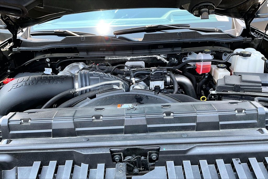 Used 2026 Chevrolet Silverado 2500 ZR2 AWD/4WD image 35