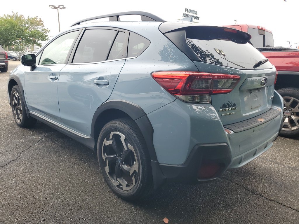 Used 2022 Subaru Crosstrek 2.5i Limited w/ Moonroof Package 2 AWD/4WD image 3