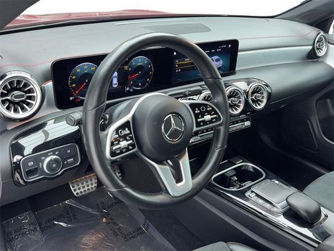 Used 2022 Mercedes-Benz CLA 250 4MATIC image 16