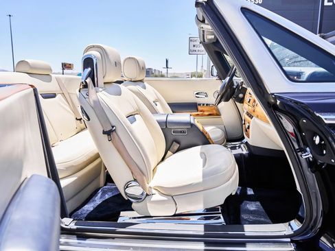 Used 2009 Rolls-Royce Phantom Drophead Coupe RWD image 27