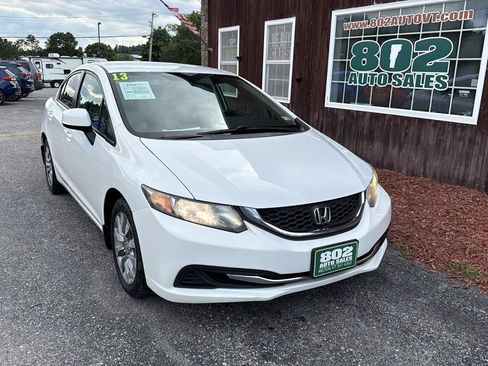 Used 2013 Honda Civic LX image 2