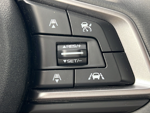 Used 2019 Subaru Crosstrek 2.0i Limited w/ Moonroof Package w/Navigation AWD/4WD image 22