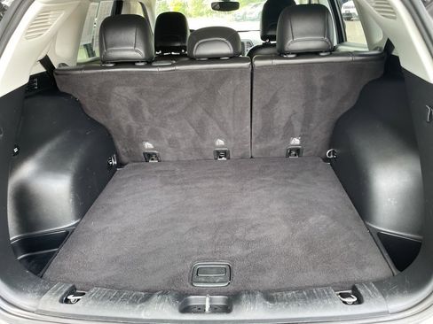 Used 2018 Jeep Compass Latitude w/ Popular Equipment Group image 8