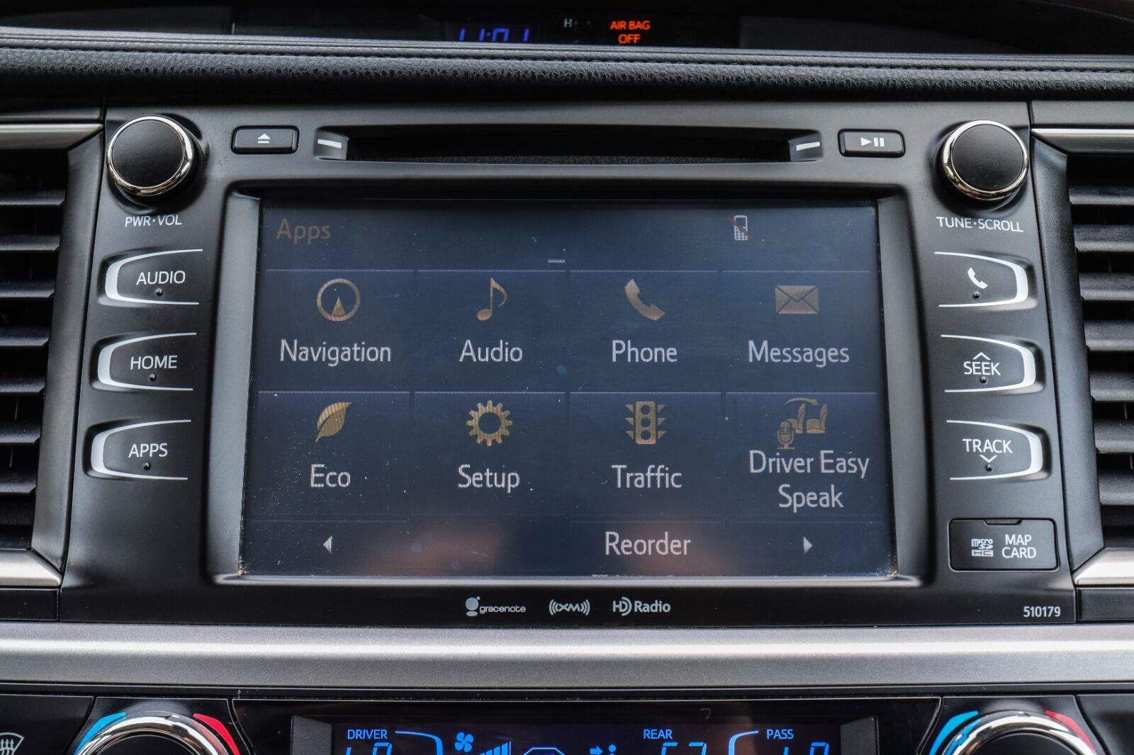 Used 2018 Toyota Highlander XLE AWD/4WD image 10