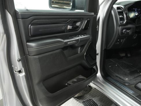 Used 2024 RAM 1500 Limited AWD/4WD image 27
