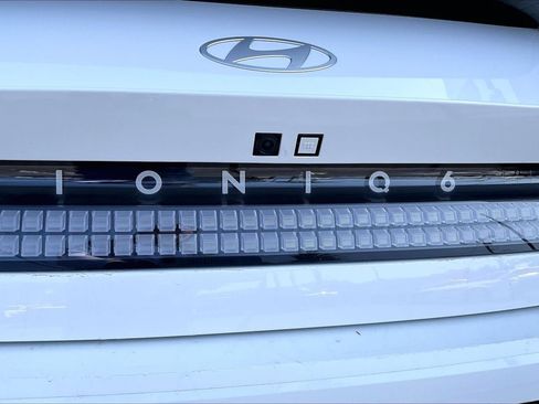 Used 2023 Hyundai Ioniq 6 SEL RWD image 8