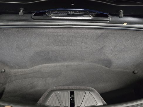 Used 2023 Chevrolet Corvette Stingray Convertible w/ Z51 Performance Package image 20