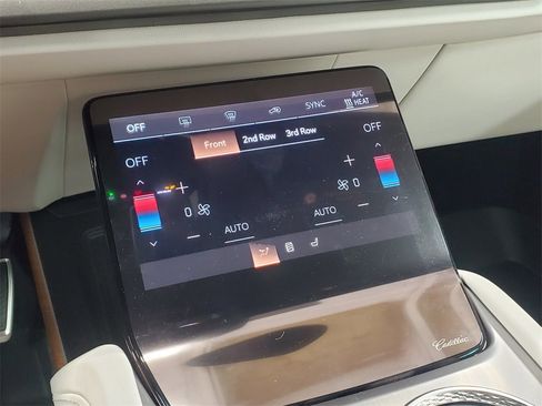 New 2026 Cadillac Vistiq Sport w/ LPO, Floor Liner Package image 21