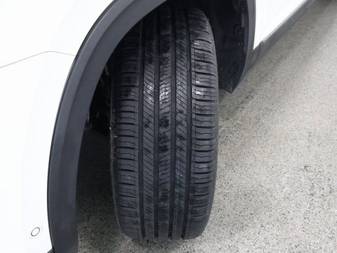 Used 2019 Volkswagen Atlas SEL Premium image 4