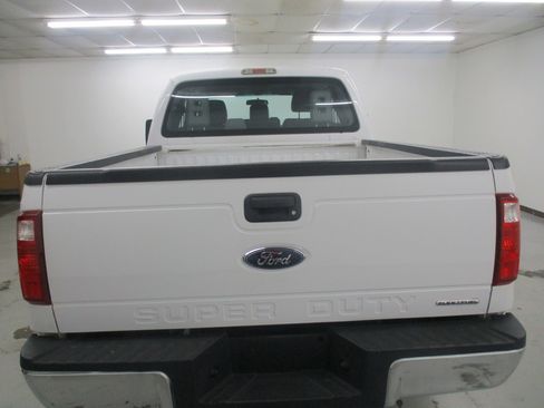 Used 2016 Ford F250 XL w/ Power Equipment Group AWD/4WD image 7