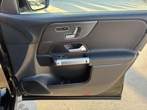 Used 2026 Mercedes-Benz GLB 250 GLB 250 image 14