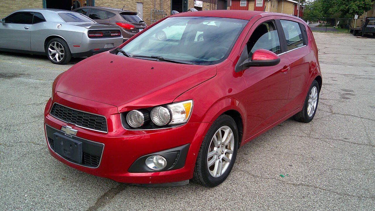 Used 2012 Chevrolet Sonic LT FWD image 1