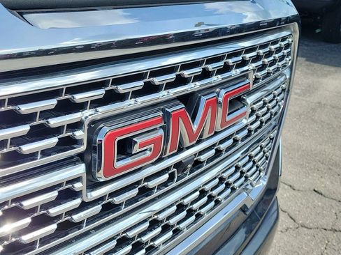 Used 2019 GMC Sierra 1500 Denali w/ Denali Ultimate Package AWD/4WD image 7