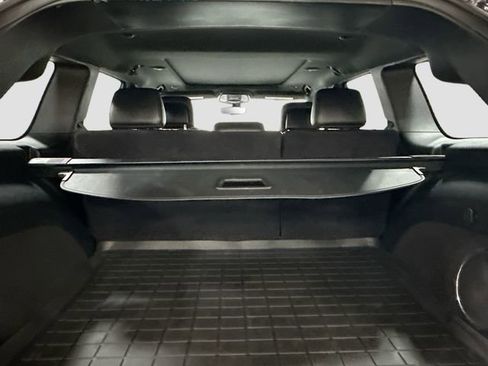 Used 2018 Jeep Grand Cherokee Limited w/ Luxury Group II image 29