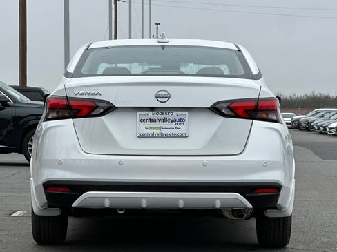 New 2025 Nissan Versa SV w/ Trunk Package image 5