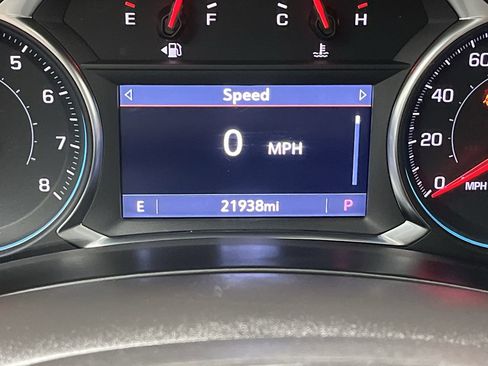 Used 2023 Chevrolet Equinox RS AWD/4WD image 15