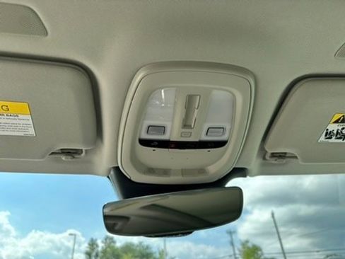 Certified 2024 Volvo S90 T8 Ultimate w/ Lounge Package image 15