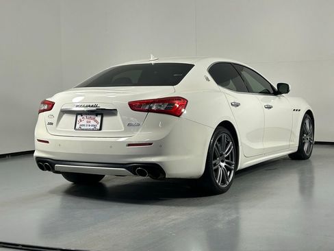 Used 2018 Maserati Ghibli S GranLusso image 7