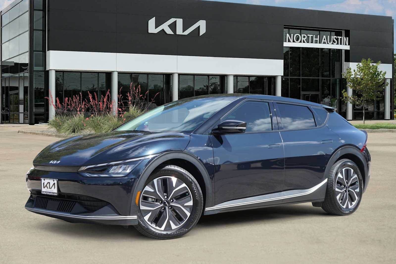 Certified 2024 Kia EV6 Light RWD image 1