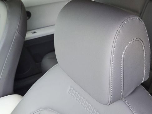 New 2026 Hyundai Ioniq 5 SEL image 10